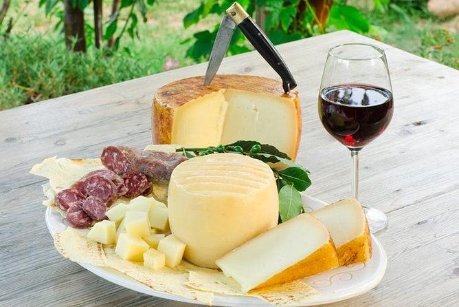 Half-Day Small-Group Wine Experience with Wine Expert from Cagliari
