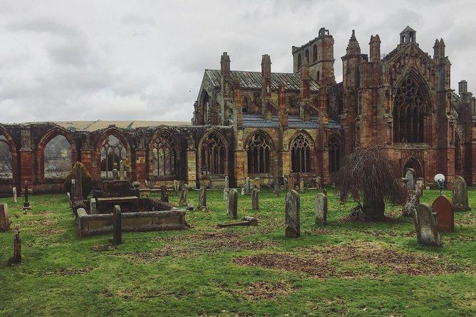 Edinburgh: Rosslyn Chapel, the Borders & Glenkinchie Distillery