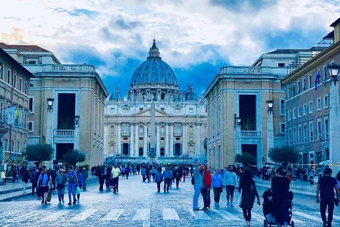 Vatican Private Tour With VIP No Line Entrance
