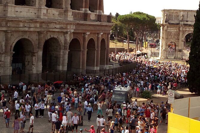Private Walking Tour Vatican Museums or Colosseum