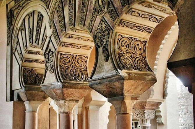 Skip the Line: Private Alcazaba & Gibralfaro with Nasrid Palaces