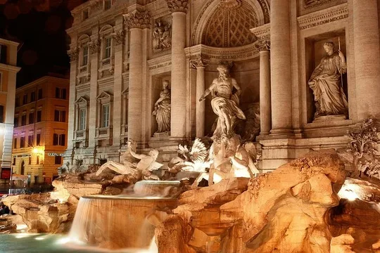 Private tour of Rome top sites by Night including Pantheon & Food Tasting