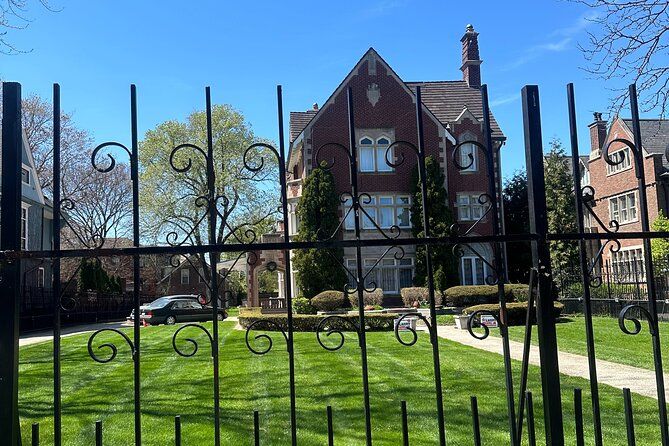 2 Hour Private Chicago Soul House Tour