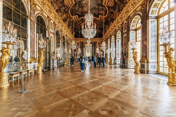 From Paris : Palace of Versailles and Gardens by Bus