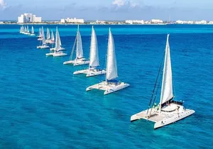 Amazing tour to the beauty Isla Mujeres with Snorkel and open bar