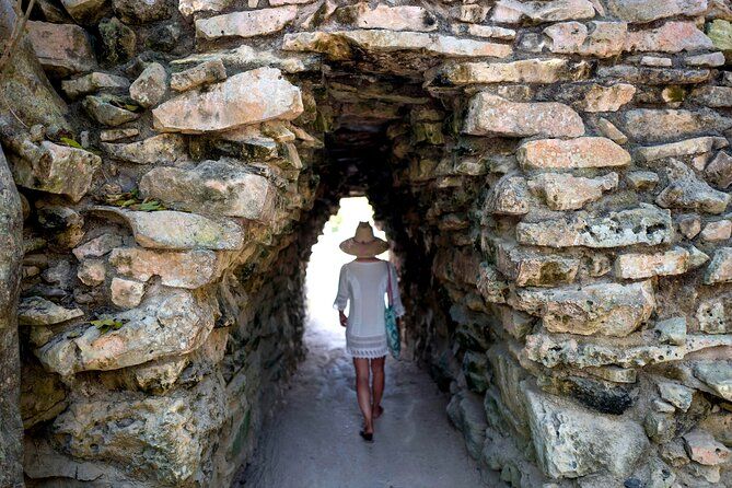 4X1 Magical Tour: Tulum, Coba, Cenote, Playa del Carmen & lunch