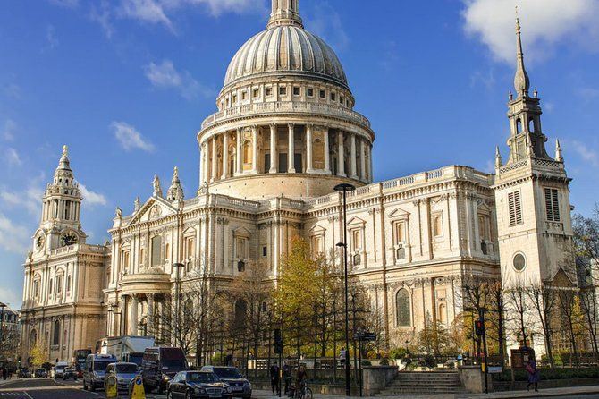 Private London Panoramic Tour by Car with Pick Up From Your Hotel