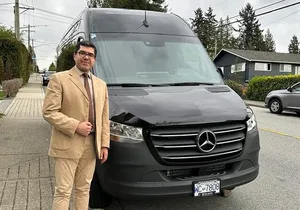 Vancouver and North Shore Grand City Tour with your luggage