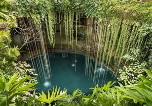 Visit Chichén Itzá and discover a real Cenote and Valladolid. Transport included