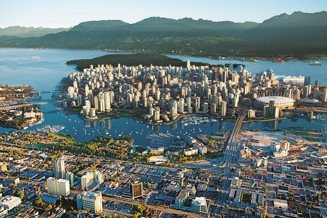 3 hours Private Vancouver Tour-from YVR Airport or Cruise Port