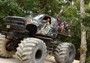 Horseback riding Tour with ATV circuit, ziplines and Cenote