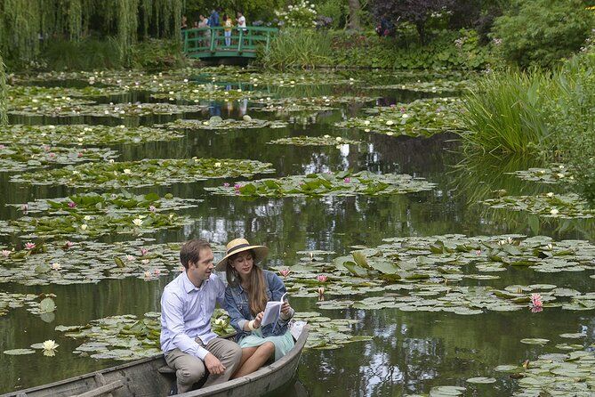 Private Tour in Giverny, Seine with Wine Tasting