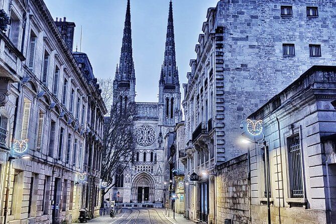 Bordeaux Unveiled: The Ultimate Private Walking Experience