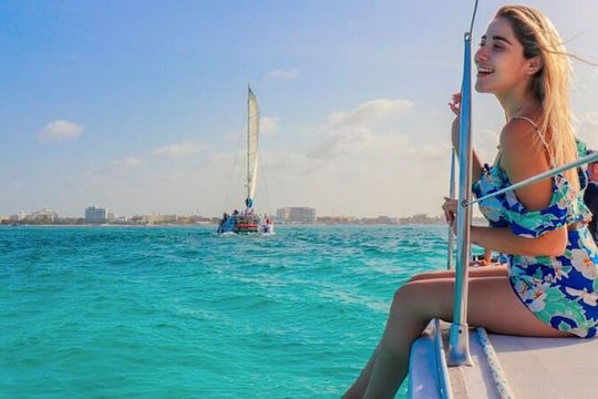 Discover the Best Catamaran Plus Adventure to Isla Mujeres