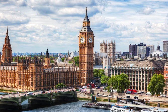 London by Yourself with Private Driver - 4 or 8 hrs disposal