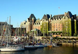 Private Tour: Victoria and Butchart Gardens Day Trip