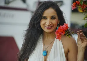 "Capture Memories: One-Hour Photography Experience at Waikiki"