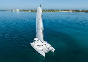 5-Hour 38'Luxury Catamaran All-Inclusive Tulum & Playa del Carmen
