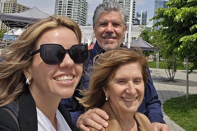 Toronto Private Walking Tour with a Local