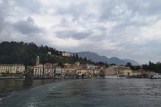 Private Tour to Bellagio on Lake Como from Stresa