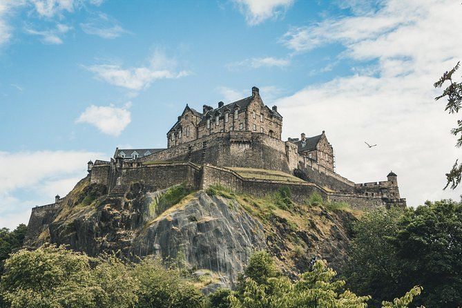 Private Edinburgh Tour for Families with a Local, 100% Personalized