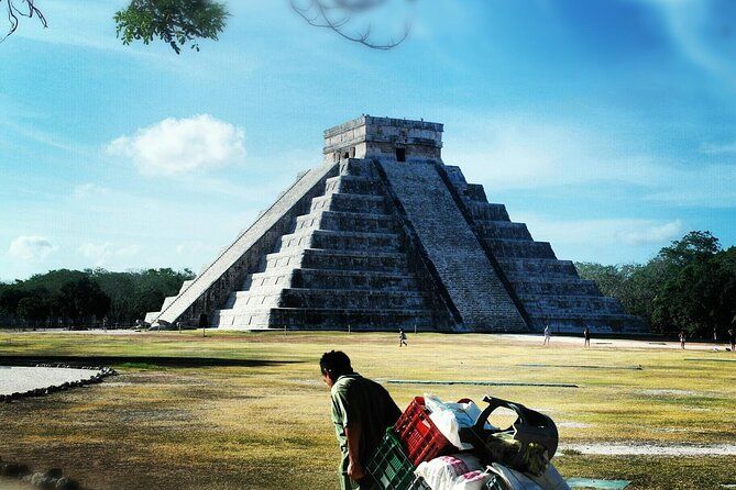 Chichen Itzá skip the line and Cenote Small Group from Valladolid