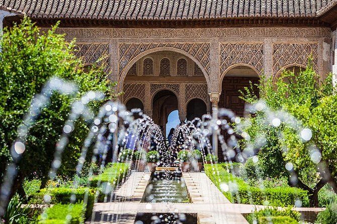 Generalife, Gardens and Alcazaba : guided tour with tickets-Eng