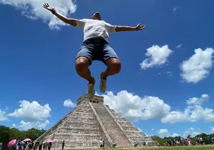Small group tour to Chichen Itza early access + Cenote + Coba