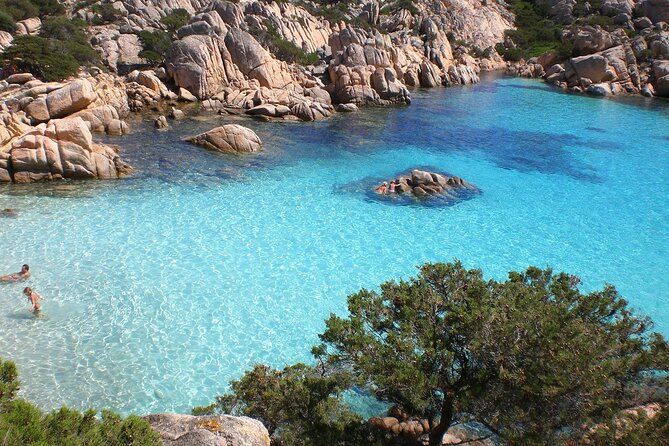 La Maddalena Archipelago and Caprera Boat Tour from Palau