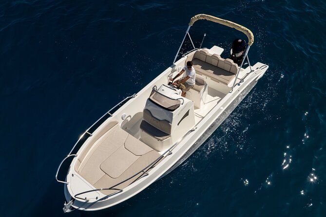 Private Capri Boat Tour from Sorrento