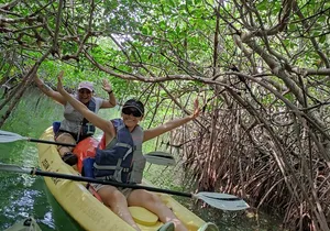 Kayak TOUR POR Laguna Nichupte Cancun