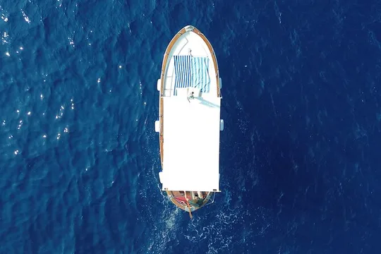 Exclusive Capri Secret Corners : Private Classic Boat Experience