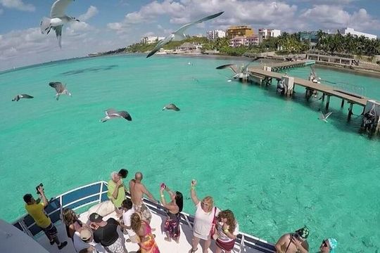 Discoverd Amazing Unlimited to Isla Mujeres! Round Transportation