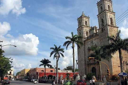 Discover Chichén Itzá & a Sacred Cenote. Lunch and transportation included.