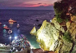 DeLuxe Cliff Divers+Sunset Exhibition byNight w/Different Options