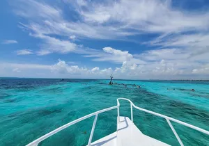 Isla Mujeres Tour, Snorkel and Golf Cart included