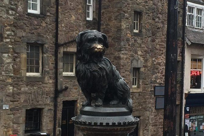 Edinburgh: History Lovers Old Town Walking Tour
