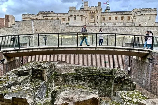 Londinium's Footprint: Explore London's Roman wall on a self-guided audio tour