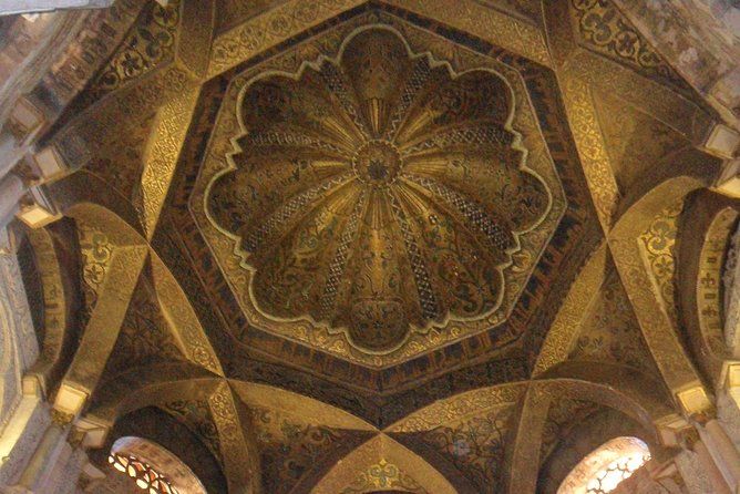 Visit Cathedral Mosque with official guide. Small groups