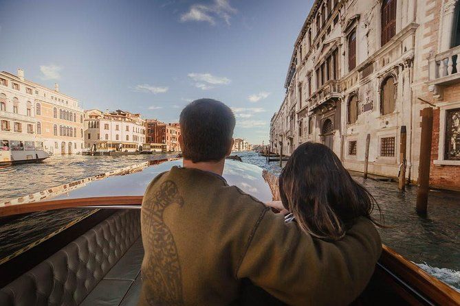 Private Grand Canal Boat Tour, Murano and Burano 6 hours