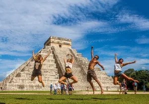 Riviera Maya: Chichen Itza Tour with Cenote