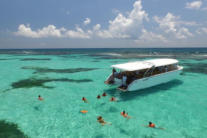 2 Islands Tour - Isla Contoy and Isla Mujeres from Playa del Carmen