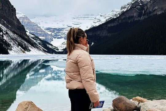 Discover Lake Louise (Spring & Fall Sightseeing)
