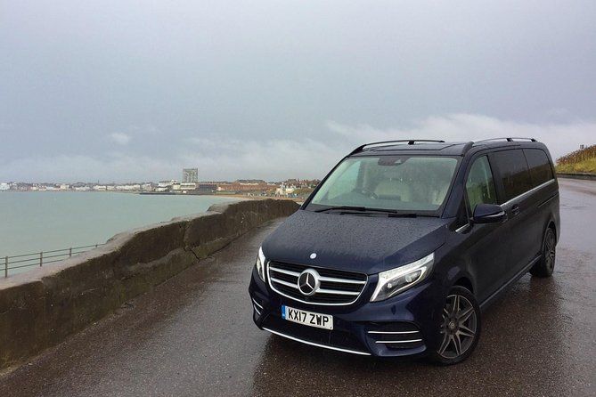 Discover London with your Executive Minivan Hire with Driver