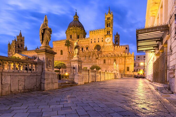 Palermo : Private Custom Walking Tour with a Local Guide