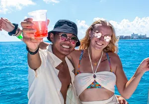 Cancun's Best: Catamaran to Isla Mujeres, Snorkeling & Drinks!