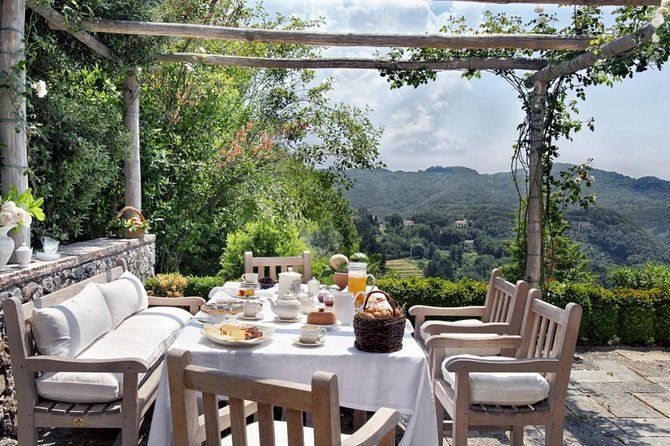 Half day experience for Lunch and Wine tasting around S.Gimignano