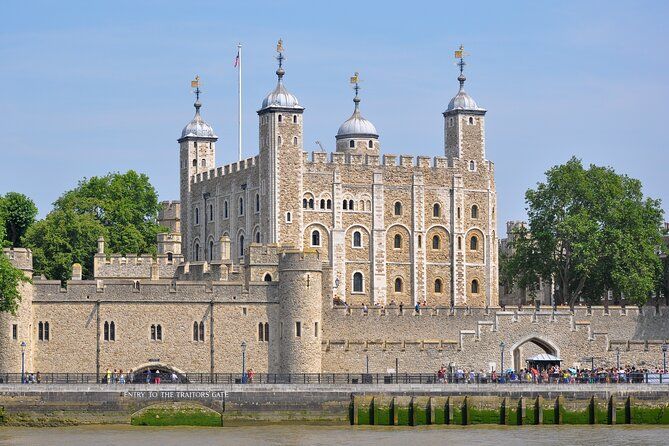 South Bank (London Bridge) Walking Tour & Enter The Tower of London