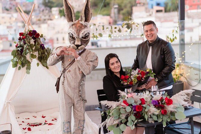 Marriage proposal in Guanajuato.