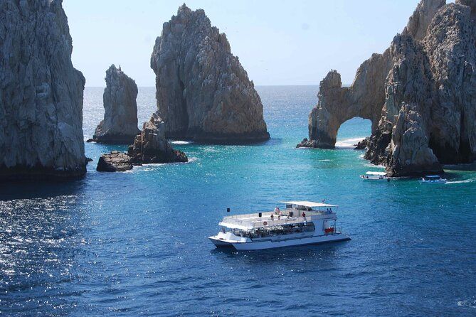 Cabo Sunset Dinner Cruise: Fajitas, Lands End and Party